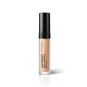 Lightweight Liquid Concealer with Easy Glide and Skin Finish